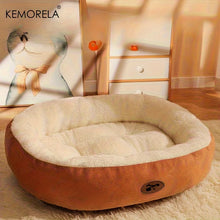 Cargar imagen en el visor de la galería, Cama Ovalada Acogedora – Felpa Gruesa para Gatos y Perros Pequeños
