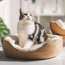 Cargar imagen en el visor de la galería, Cama Nido de Bambú Tejida a Mano – Natural, Transpirable y Lavable
